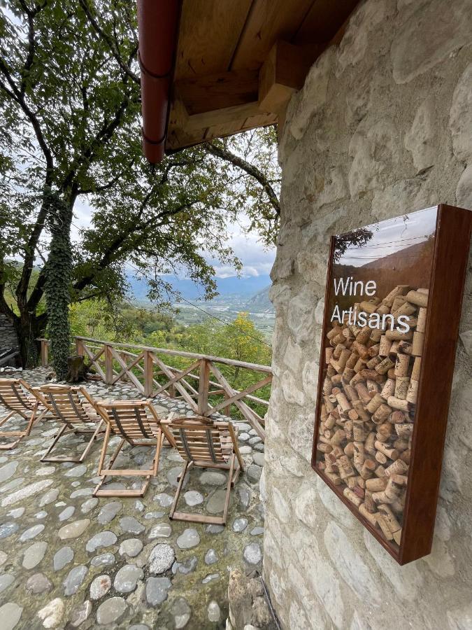 Sadmeli Winery Hotel Ambrolauri Ngoại thất bức ảnh