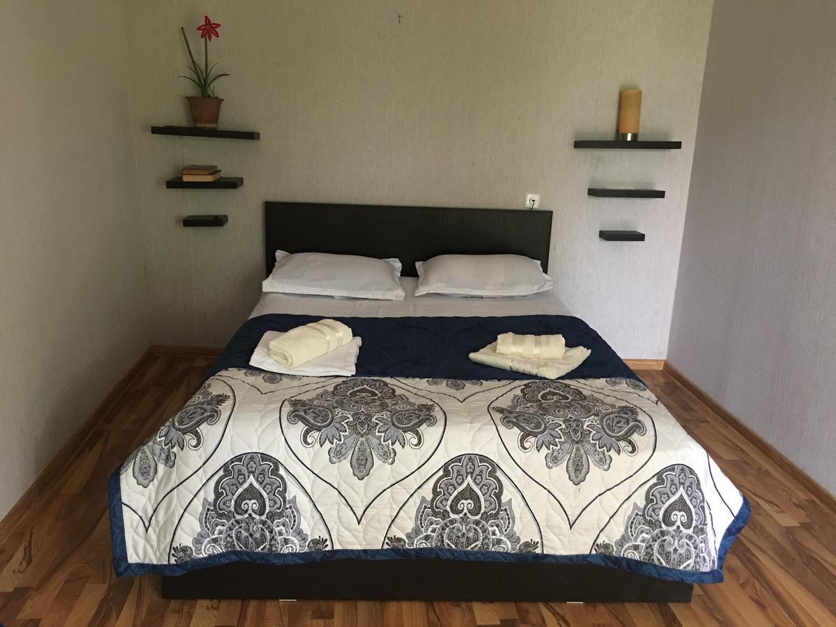 Sadmeli Winery Hotel Ambrolauri Ngoại thất bức ảnh